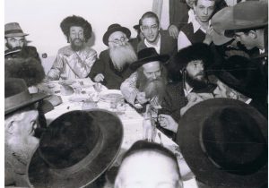 Neo-hasidim rub shoulders with the followers of Grand Rabbi Moshe Mordechai Biderman at a gathering of Lelov Hassidim in Bnei Brak I Courtesy of Rabbi Yaakov Shlomo Levy, Tel Aviv Shel Maala Institute